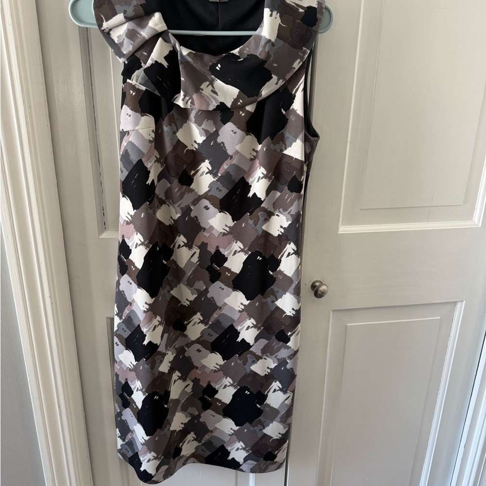 Muse Black and Cream Houndstooth Midi Dress